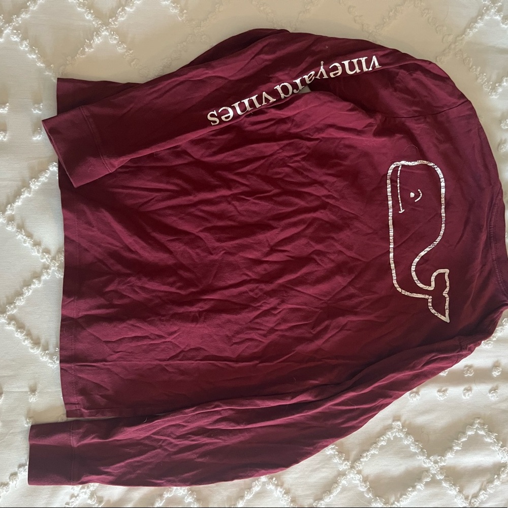 Vineyard Vines tee
